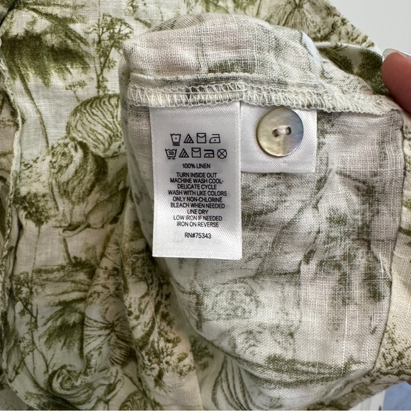 Rachel Zoe Jungle Patterned Linen Sleeveless Blouse. Size L. - Picture 4 of 5